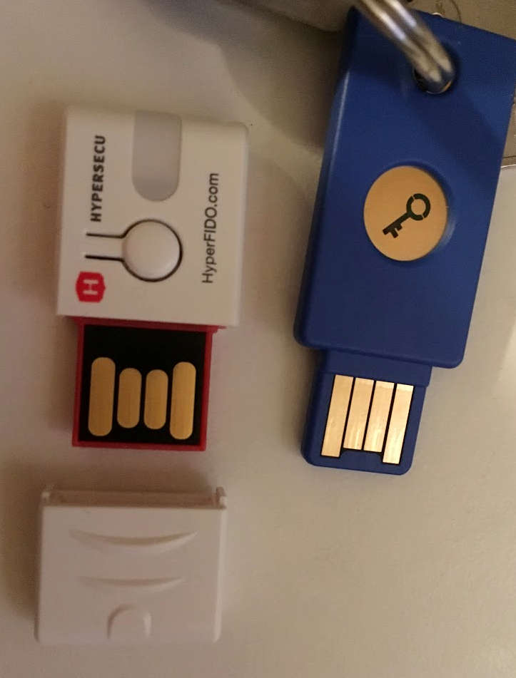 HyperSecu USB key and Yubikey